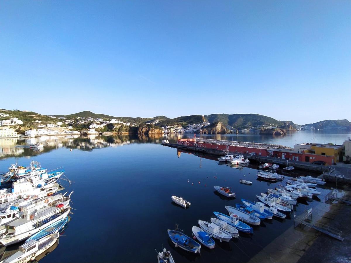 Locanda Mari Ponza Exterior foto