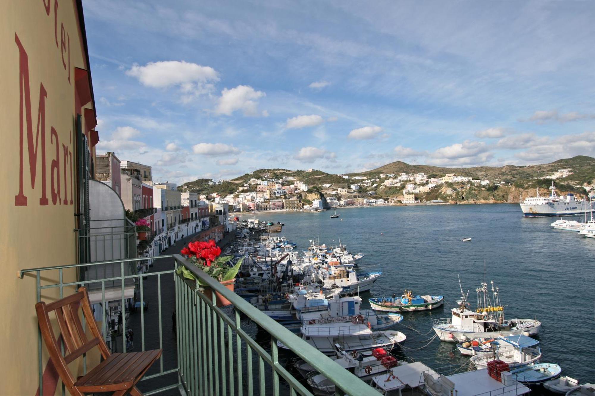 Locanda Mari Ponza Exterior foto