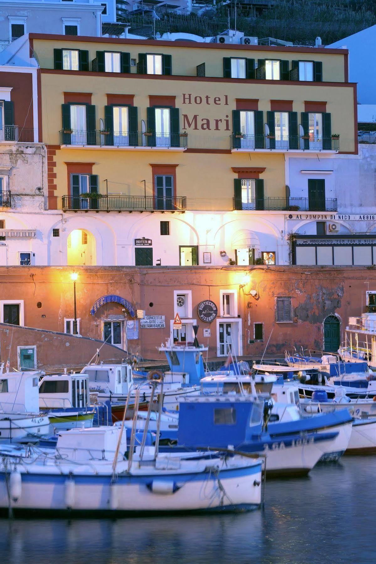 Locanda Mari Ponza Exterior foto